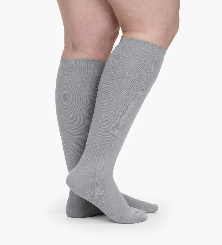 Calcetines de compresión para aliviar el dolor